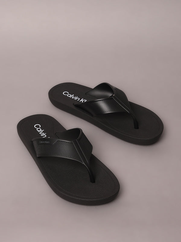 Chinelo Swin Calvin Klein Preto