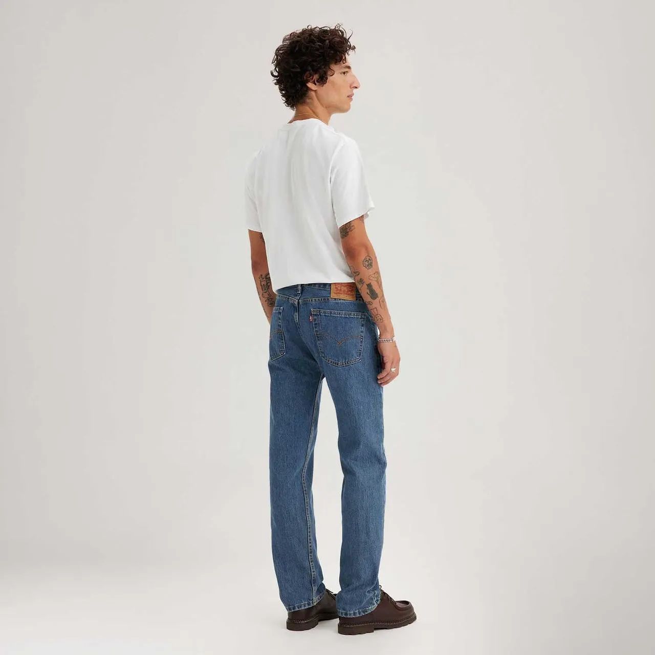 Calça Jeans Levis 505 Regular Lavagem Média