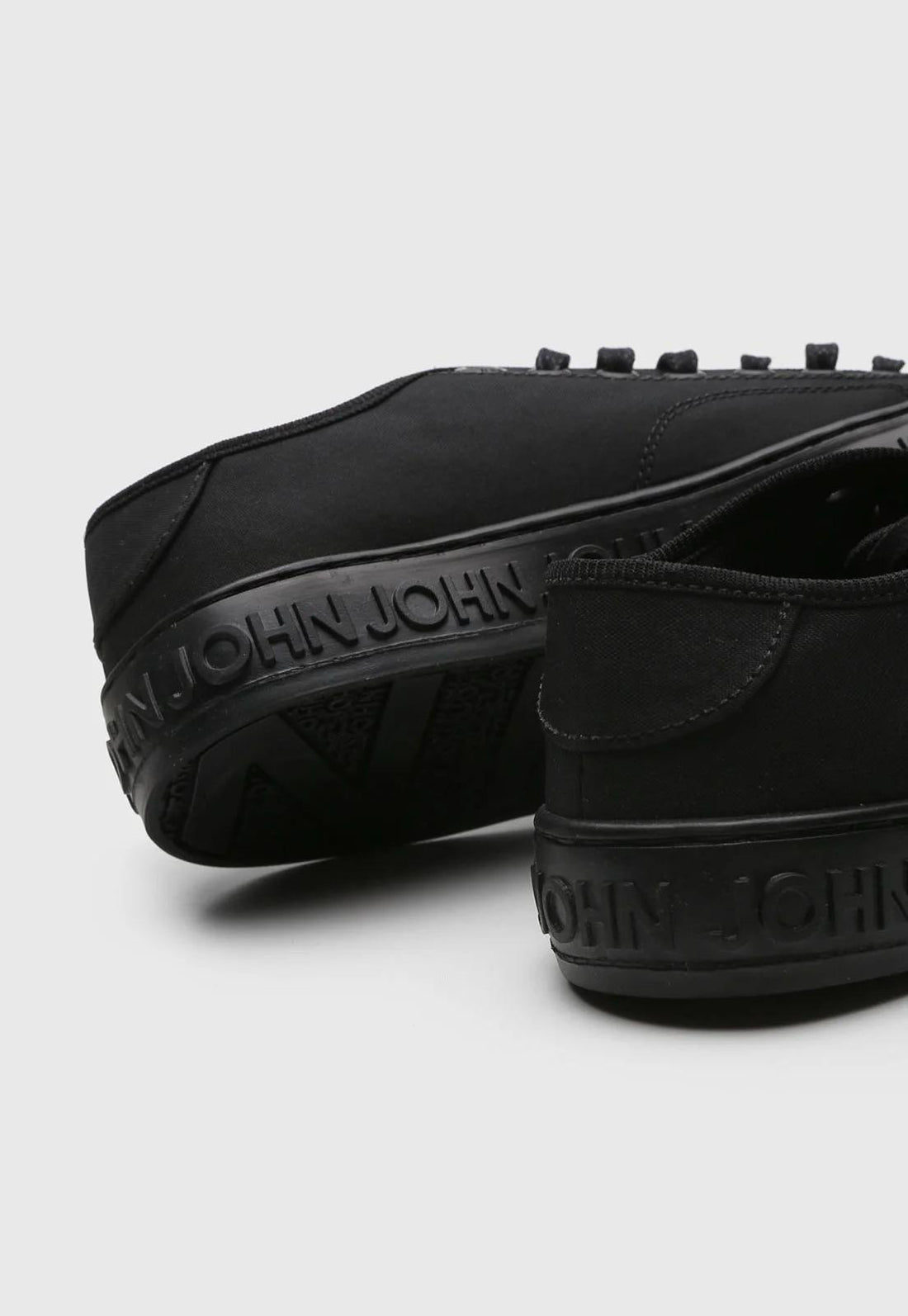 Tenis John John All Black
