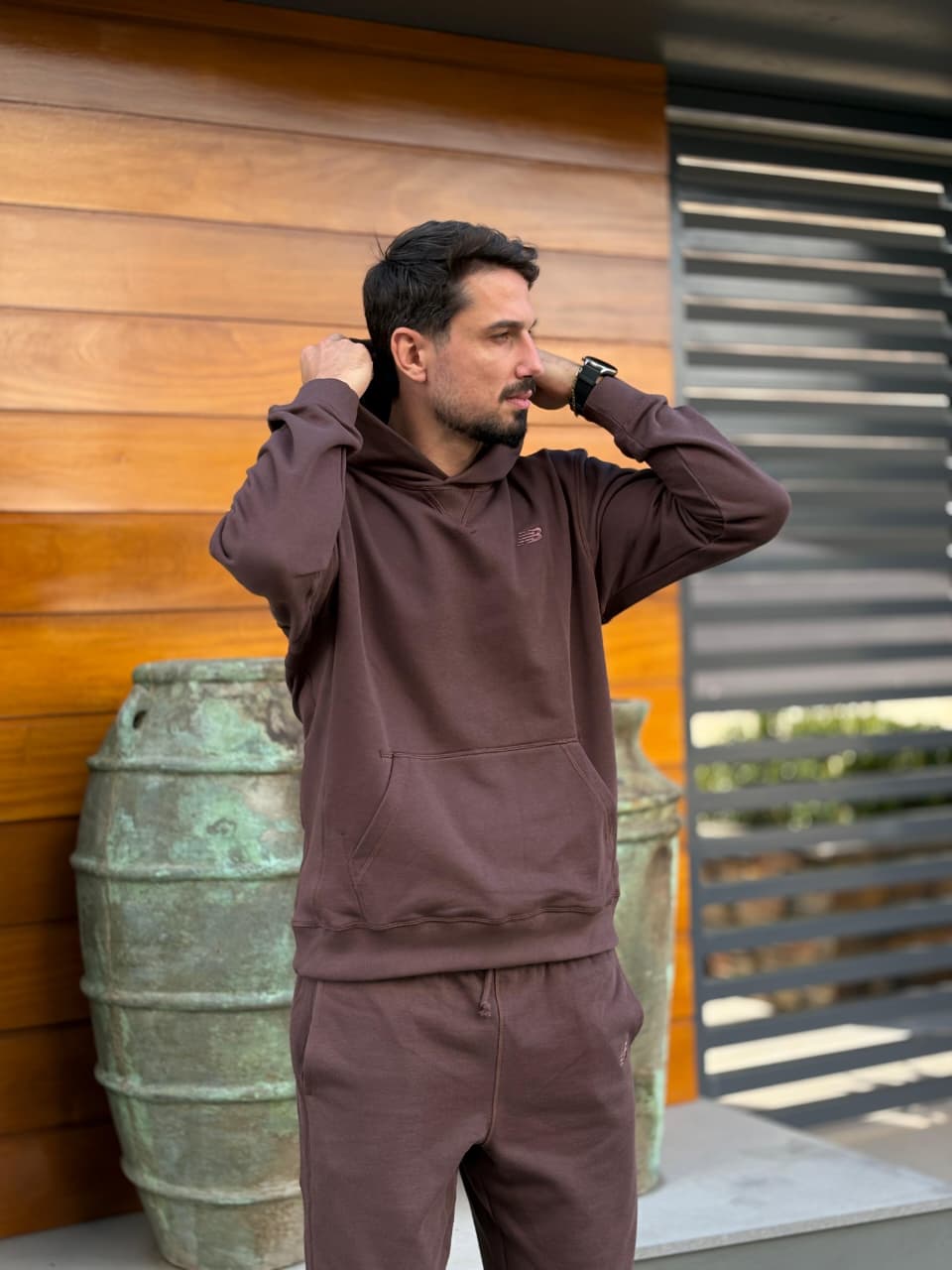 Casaco Moletom Athletics New Balance Marrom