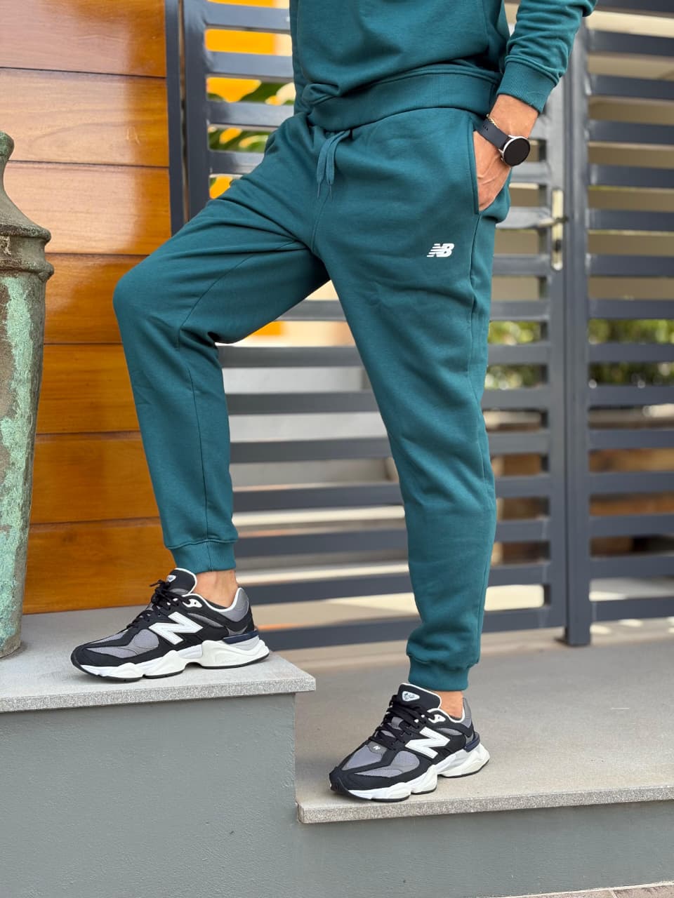 Calça de Moletom New Balance Essenssial Verde Água