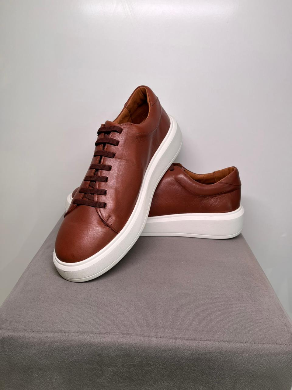 Tênis Hellik Essentials Elastic Café