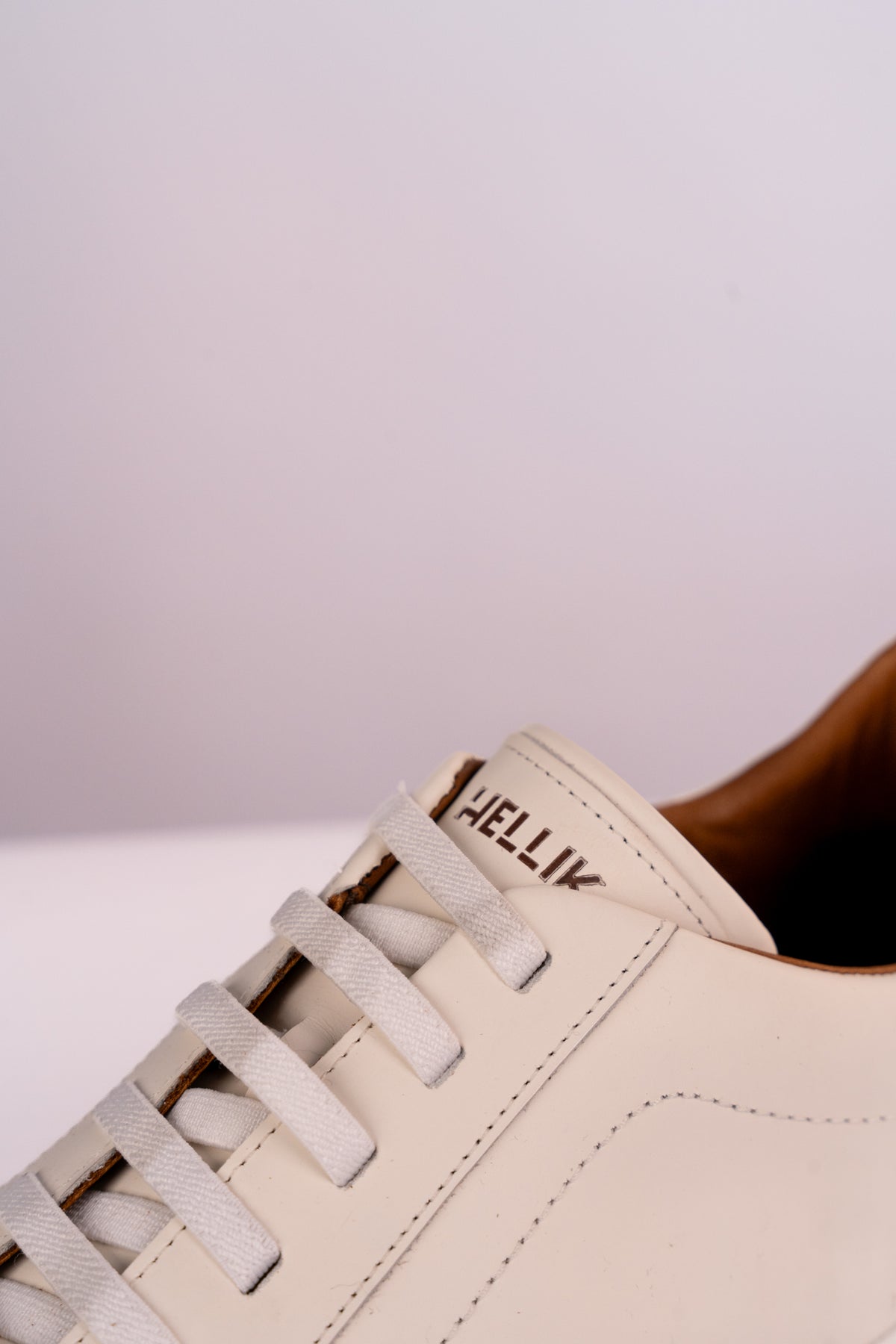 Tênis Essentials Hellik Branco