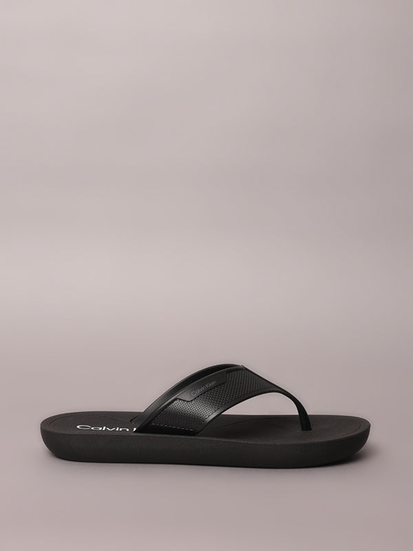 Chinelo Swin Calvin Klein Preto