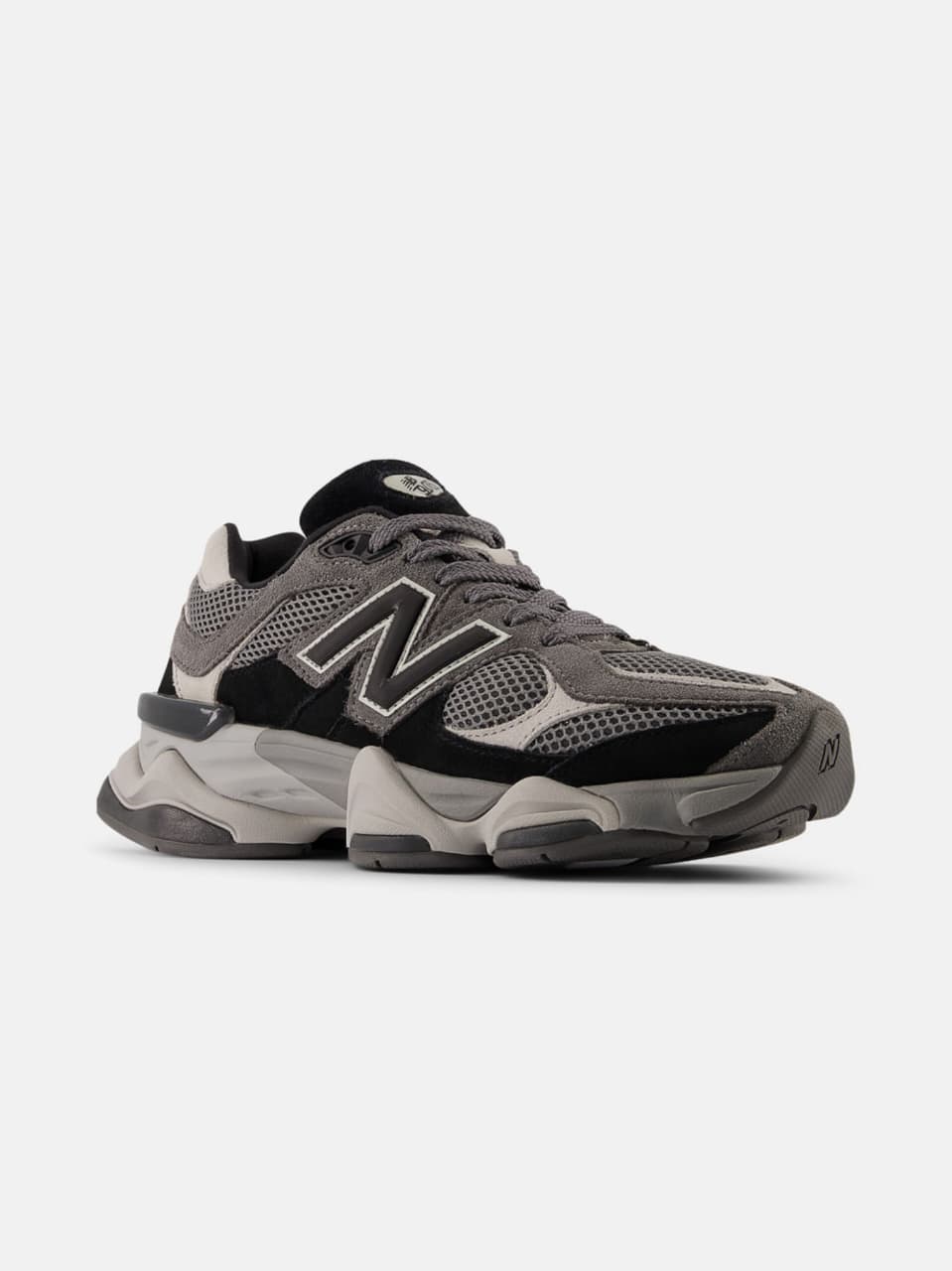 Tenis New Balance 9060 Preto/Cinza