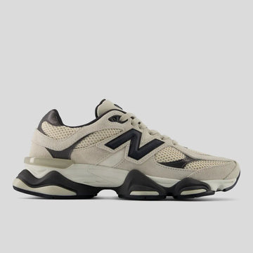 Tenis New Balance 9060 Bege/Preto