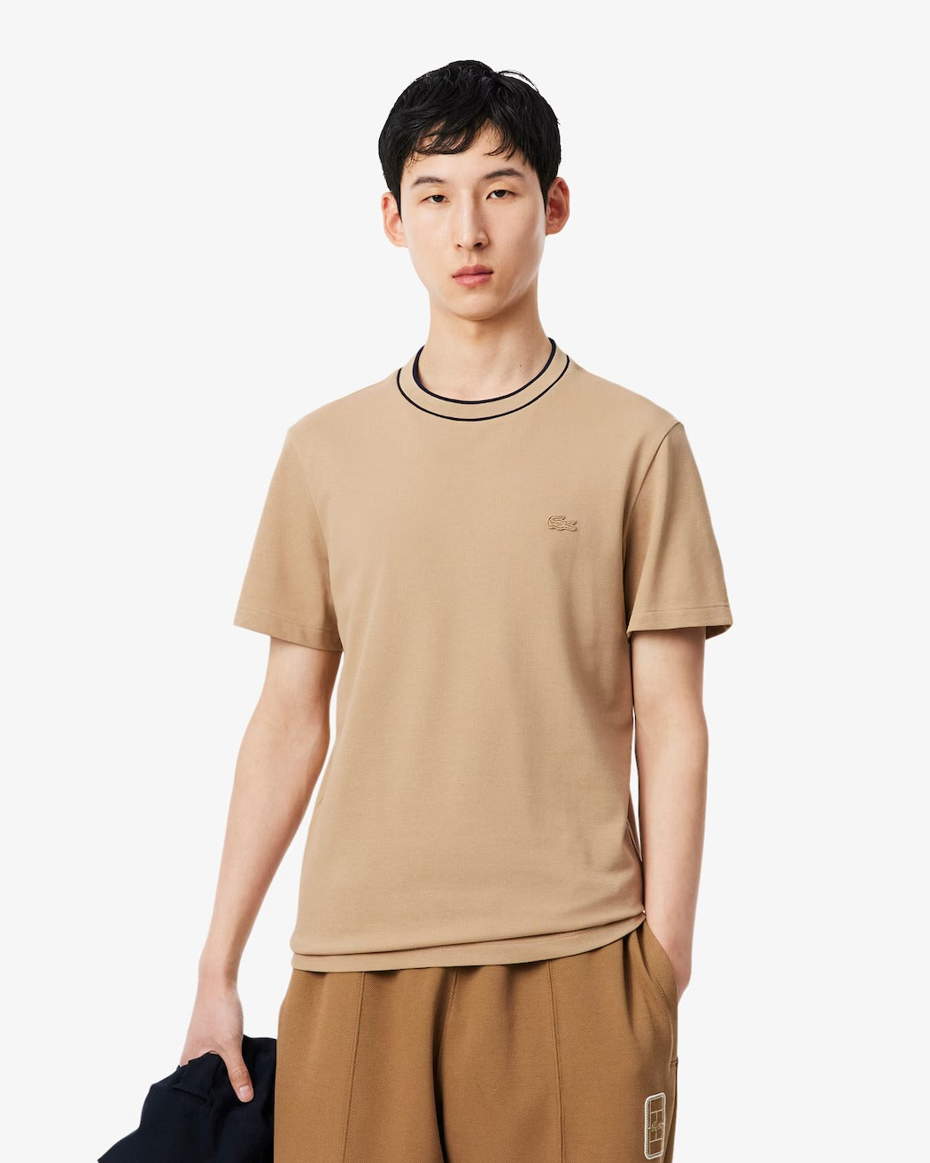 Camiseta de Piqué com Gola Listrada em Stretch TH817423