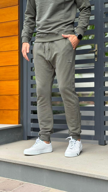 Calça de Moletom RE Inssue Calvin Klein