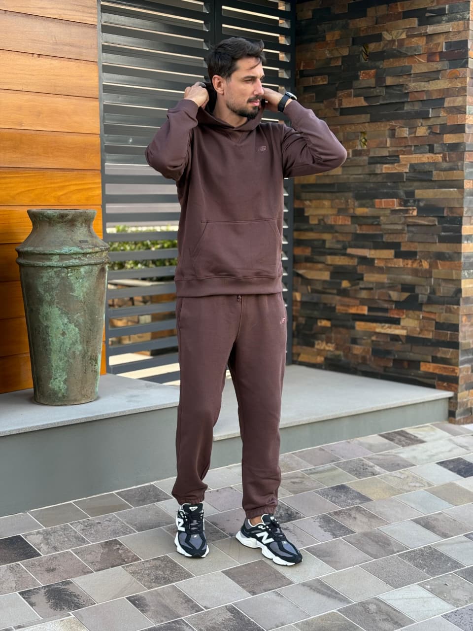Casaco Moletom Athletics New Balance Marrom