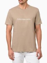 Camiseta Calvin Klein Embossed