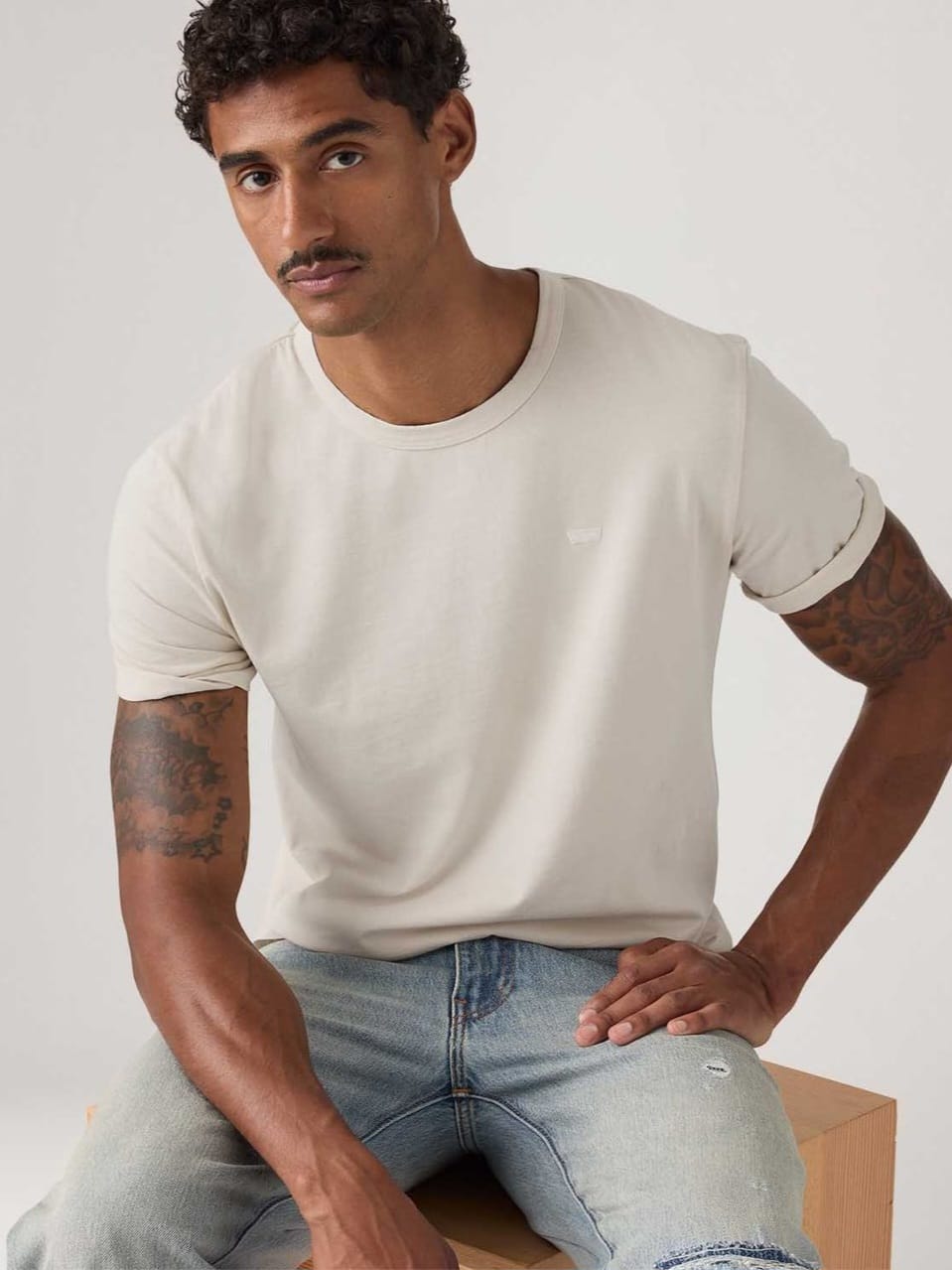 Camiseta Levis Original Cinza Claro